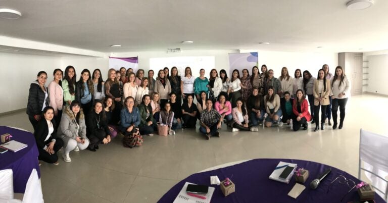 Mujeres de la región fortalecen sus empresas con el programa “Ser Empresaria”