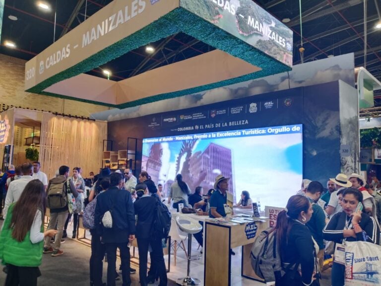 Empresarios caldenses en la Vitrina Turística ANATO 2026, gracias a alianza institucional