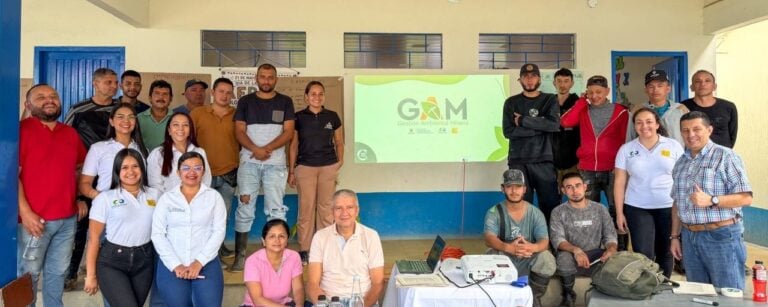 Alianza estratégica entre la CCMPC y la Gobernación de Caldas impulsa el talento emprendedor en Marmato